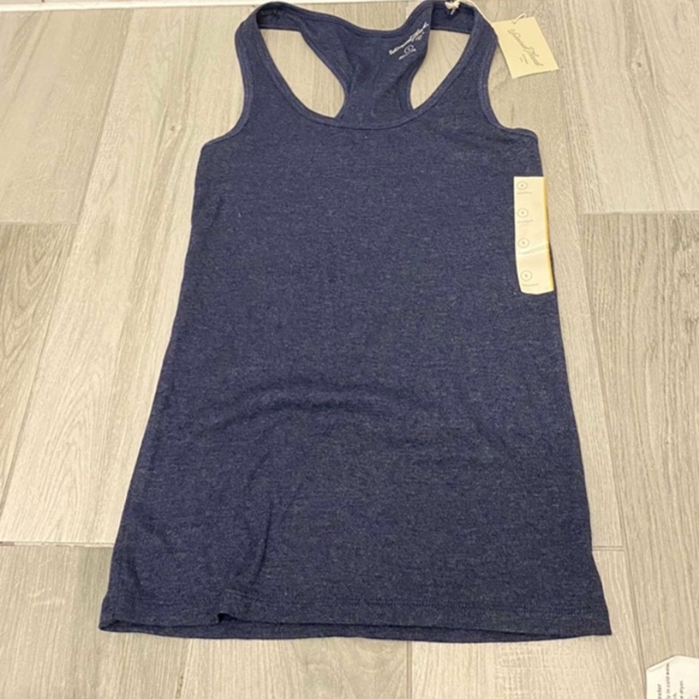 Halter tank